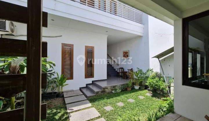 Rumah Semi Villa di Jl Teuku Umar Barat JL 1