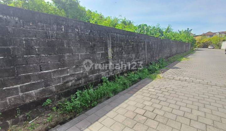 Land 600 m² On Mahendradatta Main Road JL 2