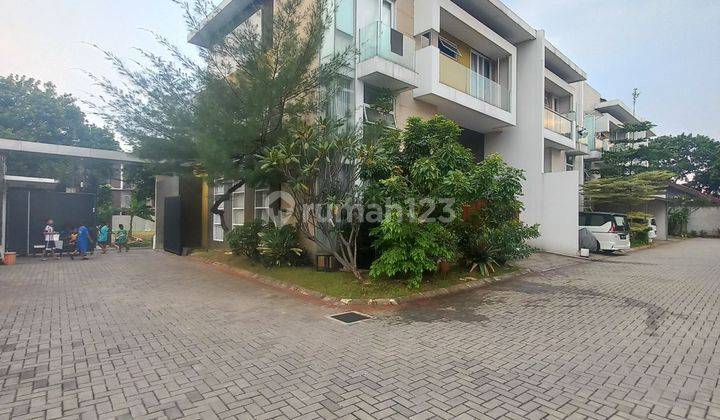 RESIDENCE  JATI PADANG JAKARTA SELATAN  1