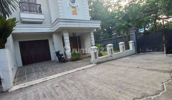 TOWNHOUSE LEBAK BULUS JAKARTA SELATAN  2