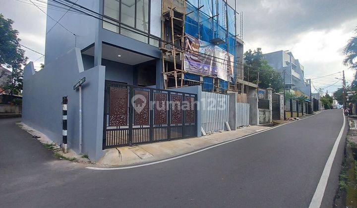 RUMAH DUREN TIGA PANCORAN JAKARTA SELATAN  1