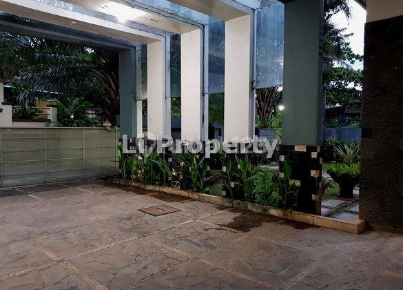 Dijual Rumah Telagabodas, Gajahmungkur, Dekat Akpol, 739m2, Swimming Pool,semarang 2