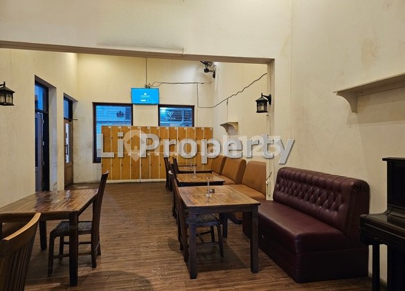 rumah Piere Tendean, dekat Paragon Mall, Tengah Kota, 700m2, cocok untuk resto, Semarang 2