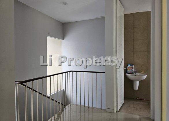 rumah Citrasun Garden, Bukitsari, semi-furnished, dekat gerbang tol dan kampus UNDIP, Semarang 2