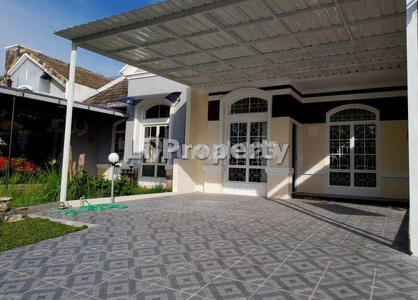 Dijual Rumah Graha Padma, Dekat Bandara, Semarang 2