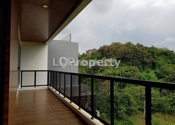 Disewakan Rumah Graha Candi Golf, Tembalang, Swimm Pool, View, Semarang 2