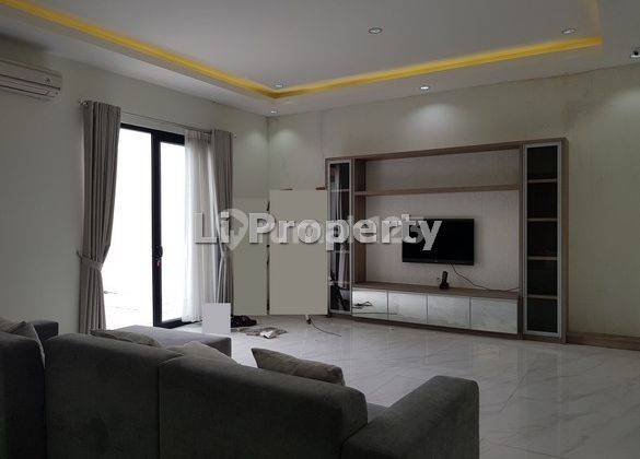 Disewakan Rumah Graha Candi Golf, Tembalang, Swimm Pool, View, Semarang 29