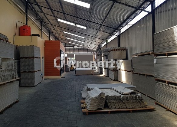Majapahit Warehouse for Rent, Near Gayamsari Toll Road, Semarang 2