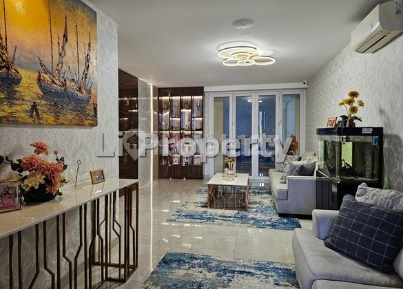 Dijual Rumah Bukit Wahid, Mewah, View Gunung, Swimming Pool, Simongan, Semarang 1