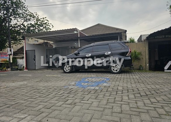DIJUAL rumah Anjasmoro, cocok untuk usaha laundry dan catering, Semarang 2