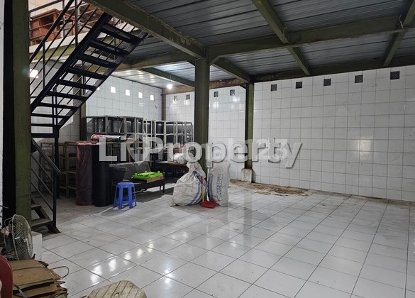 ruko Mugas, dekat Lapangan Trilomba Juang, Tengah Kota, Semarang