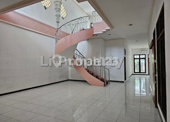 FOR RENT house in Pekunden, City Center, near Simpang Lima and Tugumuda, Semarang. 1