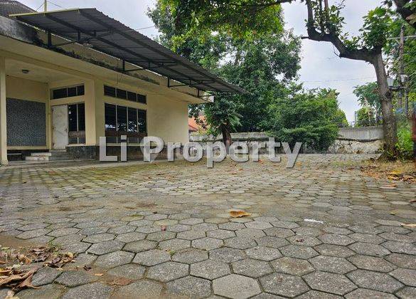 DISEWAKAN rumah Peterongan, Tengah Kota, dekat Java Mall, 2700m2, Semarang 1