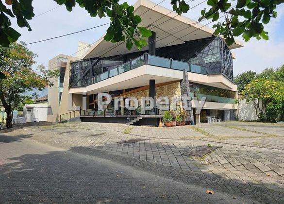DISEWAKAN gedung Erlangga, Tengah Kota, dekat Simpang Lima, rooftop, Semarang
