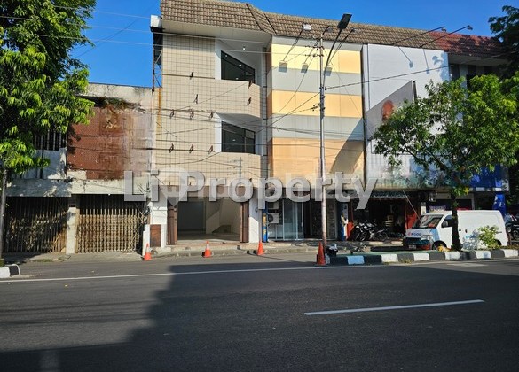 Ruko Mt. Haryono, Tengah Kota, Pusat Bisnis, Strategis, Siap Pakai, Semarang 2