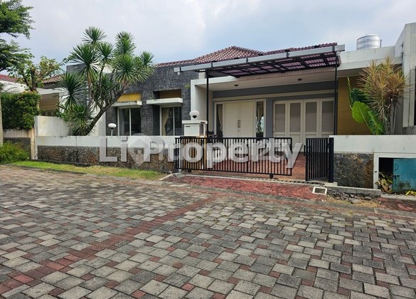 DIJUAL rumah Graha Candi Golf, Jangli, dekat kampus UNDIP, Tembalang, Semarang 1