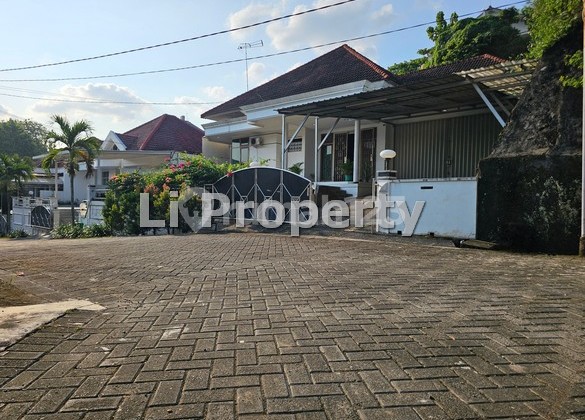 DIJUAL rumah Papandayan, Gajahmungkur, dekat AKPOL dan MARE School, 477m2, Semarang 1