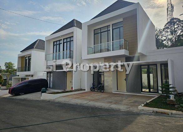 Dijual Rumah Grandia Metropolis, Ngaliyan, Semi furnished, New, Semarang 1