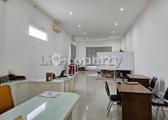 Ruko Depok, Upper Floor Only, City Center, Near Paragon Mall, Semarang 1