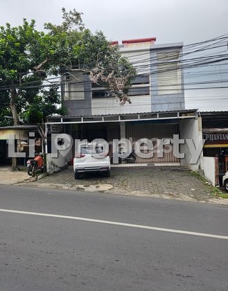 ruko Banyumanik, dekat Terminal Bus Banyumanik, lebar depan 8 meter, Semarang 2