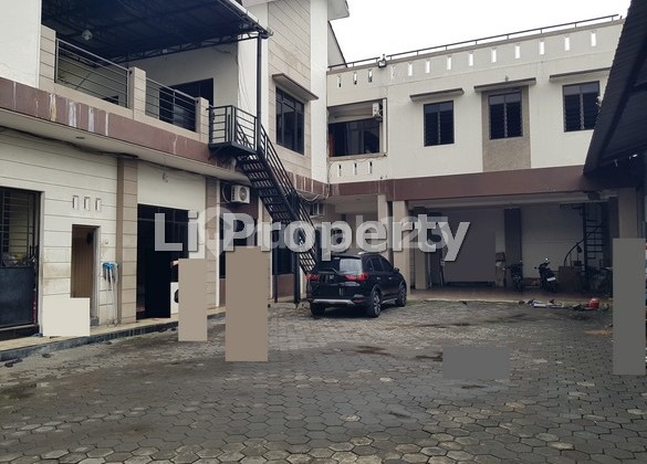 DISEWAKAN rumah Supriyadi, dekat gerbang tol Gayamsari, lantai atas, Semarang 1