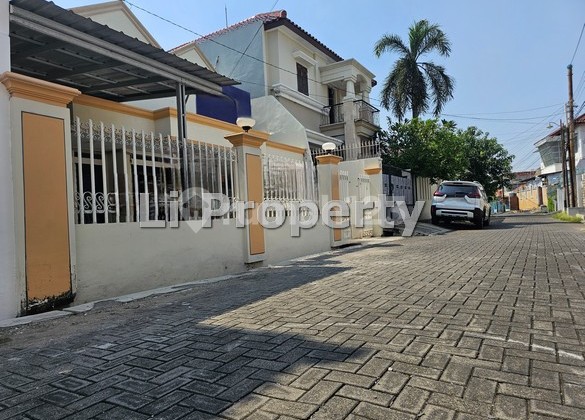 FOR SALE Seroja house, City Center, near Simpang Lima, Semarang. 1