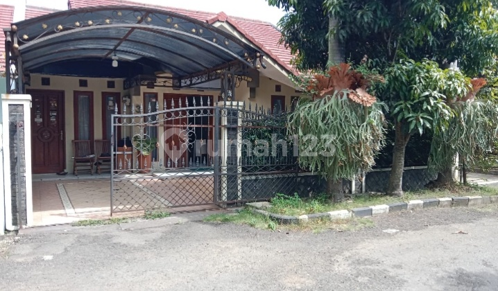 Dijual Rumah Elite di Komplek Adipura Gedebage