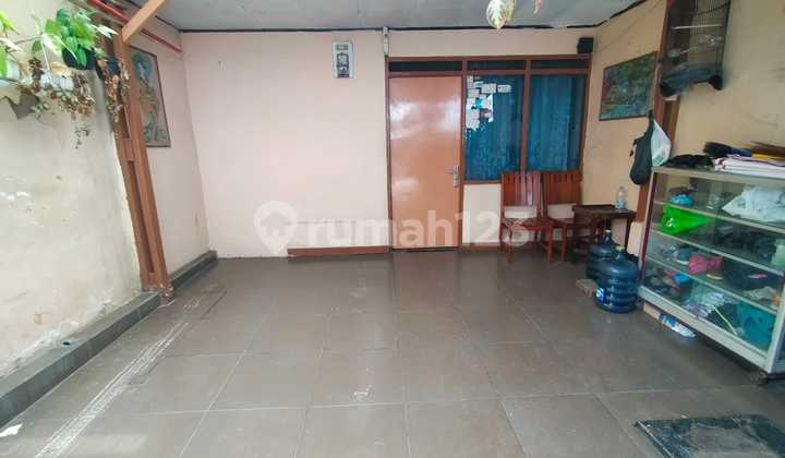 Sell Ready-to-Occupy House in Sayap Taman Kopo Indah 2