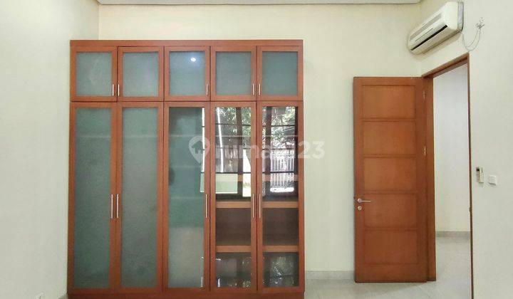 Rumah Terawat Dalam Komplek Lokasi Dekat Scbd 2