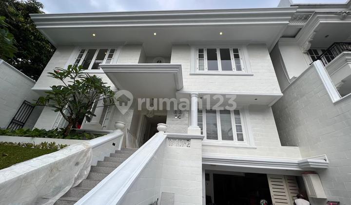 For Rent American Classic Fully Furnished House in Pondok Indah For Rent American Classic Fully Furnished House in Pondok Indah