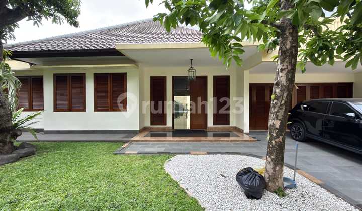 Menteng House Fo Rent Very Quiet Surrounding