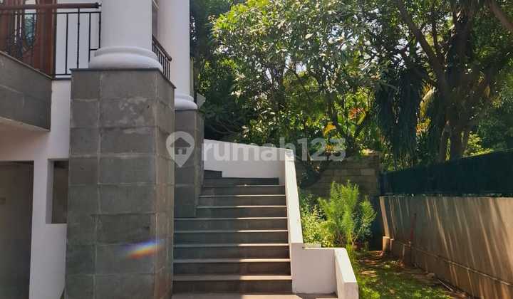 Disewakan Rumah Mewah Di Pondok Indah