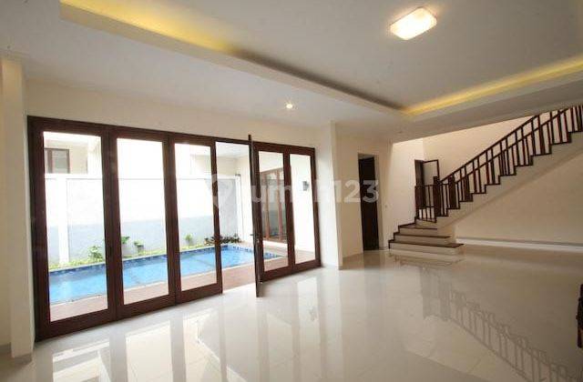 Modern Townhouse 4br With  Private Pool And Garden At Cilandak, Jakarta Selatan 1