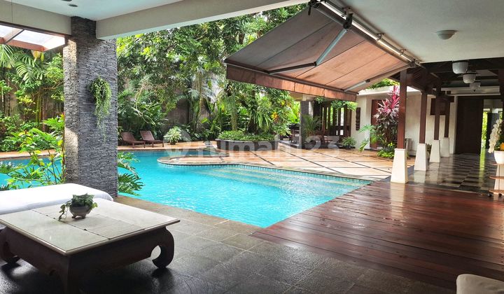 Tropical House For Rent with Garden and Swimming Pool, Spacious Parking, Fully Furnished 2