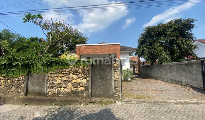 Rumah Tanah Luas 700 M Dekat Jalan Magelang