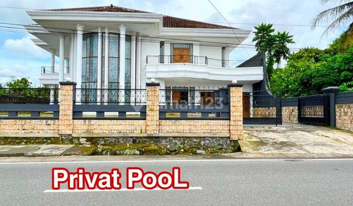 Rumah Mewah Kolam Renang Kaliurang Dekat Uii 1