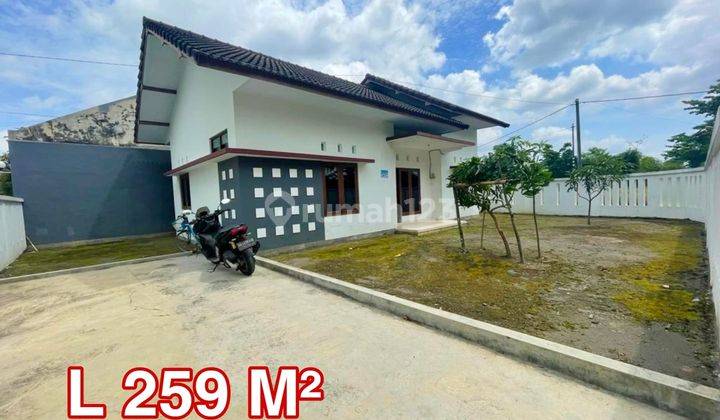 Rumah Dijual Maguwo Luas Lantai 1 Hook 250 Meter 1