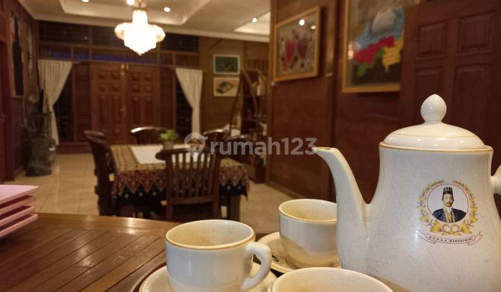 Rumah Klasik Kayu Pedesaan 1000 Meter 4