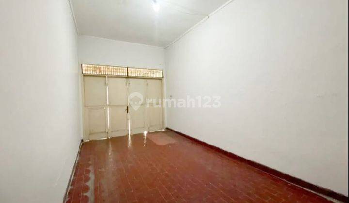 Rumah Dalam Kota Luas Dekat Balaikota Timoho 2