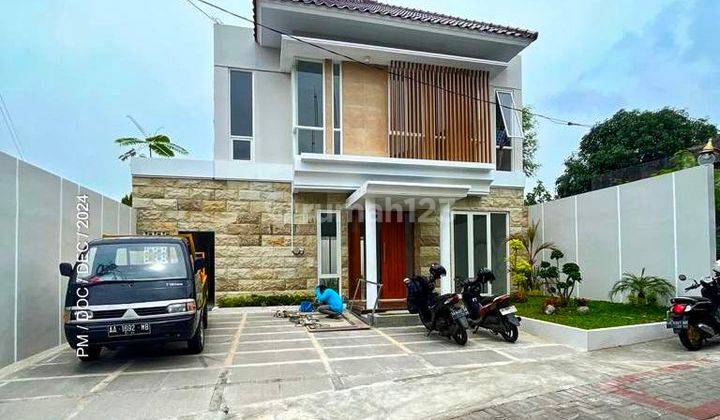 Rumah baru Palagan Tanah luas 200 Meteran 1