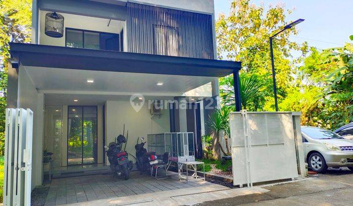 Rumah Tanah Luas  Maguwoharjo Wedomartani 2