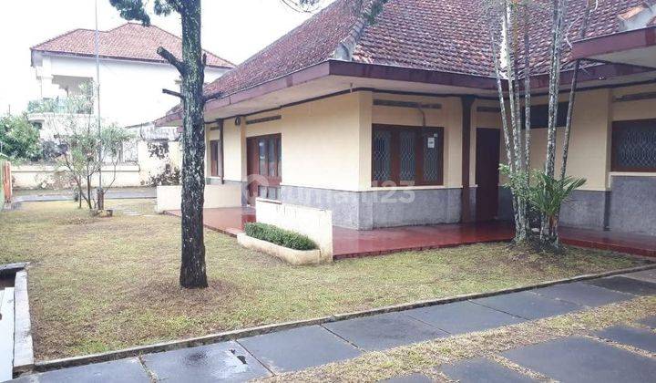 Rumah Klasik Tanah Luas Dekat Ugm Dan Upn 2