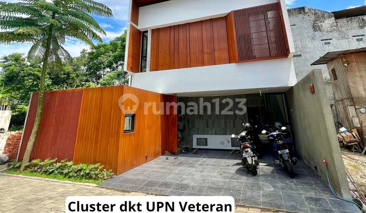Rumah Kolam Renang Dekat Upn Condong Catur