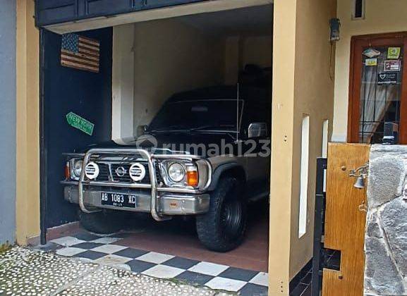 Rumah Dijual Condong Catur Candi Gebang 5 Kt 2