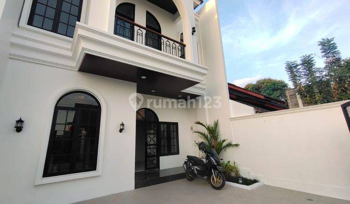 Rumah Baru Klasik Modern Siap Huni Jalan Tajem 2