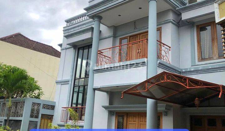 Rumah Kolam Renang Dalam Perumahan Jalan Magelang 1