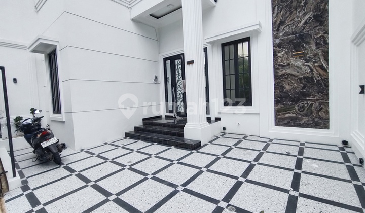 Rumah Siap Huni Dekat Ugm Desain Klasik Modern 2