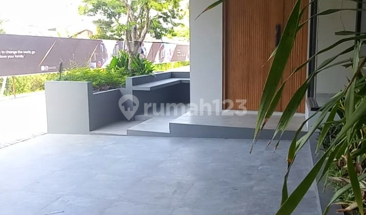 Rumah Dekat Stadion Maguwo Dalam Perumahan Tajem