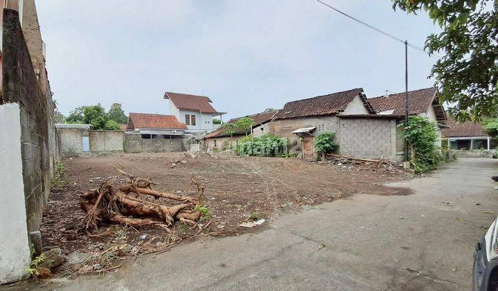 Tanah Jalan Kaliurang Luas 450 Meter Pekarangan 2