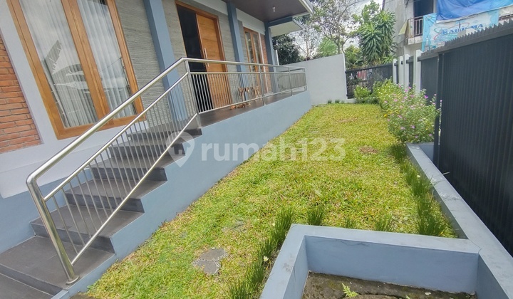 Rumah Mewah Dekat Jalan Palagan Luas 440m² 2